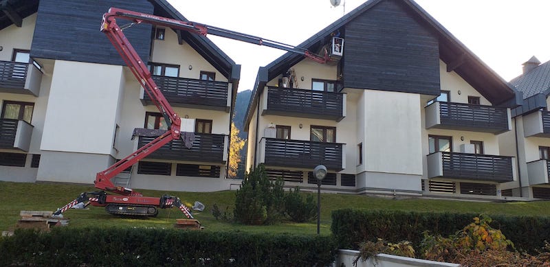 Verniciatura parti esterne in legno